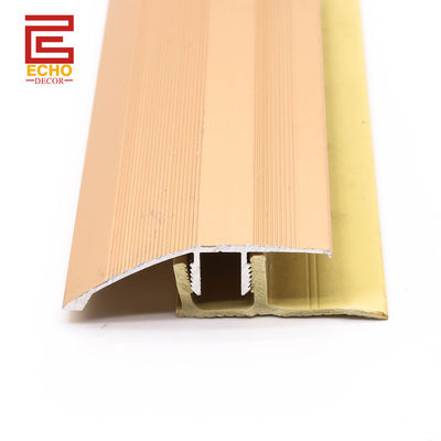 Strip Transisi Lantai Pintu Masuk Luar Dengan Baseboard Untuk Lantai Reducer